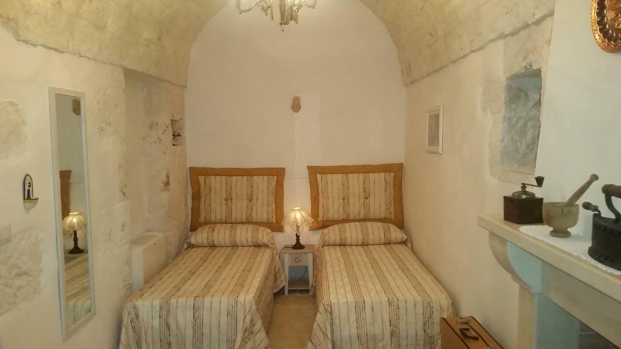 צ'יסטרנינו Agriturismo Grotta Di Figazzano חדר תמונה