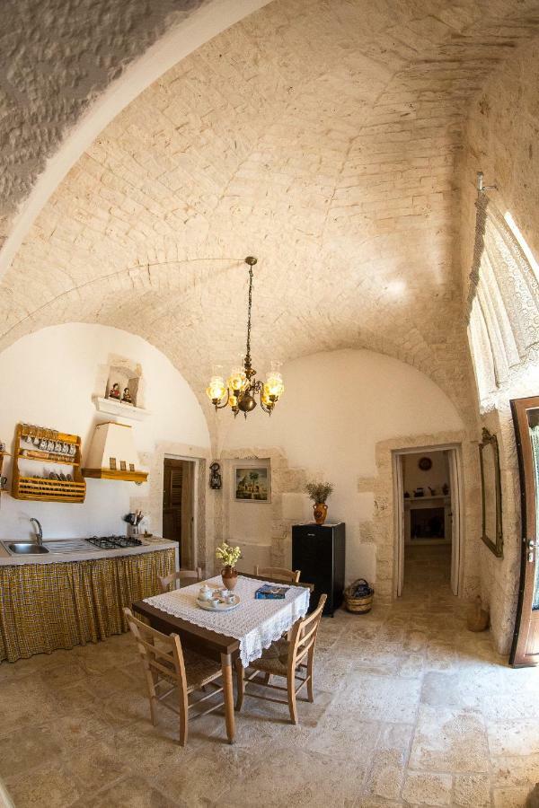 צ'יסטרנינו Agriturismo Grotta Di Figazzano מראה חיצוני תמונה